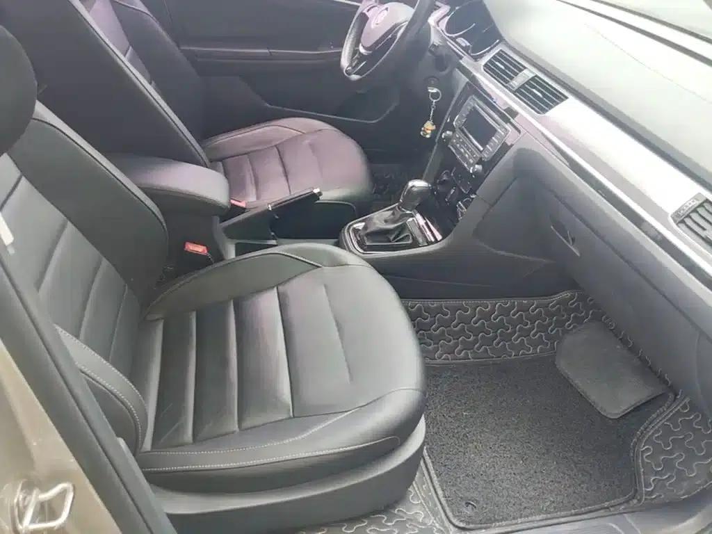 2017 Volkswagen Bora 1.6L Automatic Comfort Model — миниатюра 25