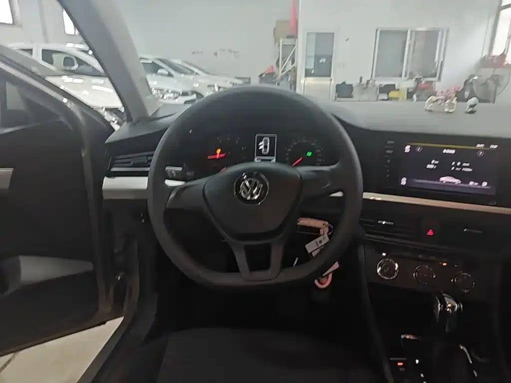 2019 Volkswagen Bora 1.5L Automatic Fashion Edition — миниатюра 11