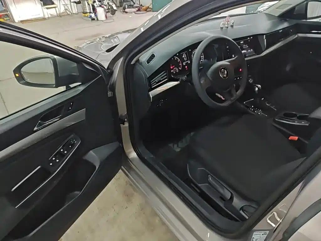 2019 Volkswagen Bora 1.5L Automatic Fashion Edition — миниатюра 16