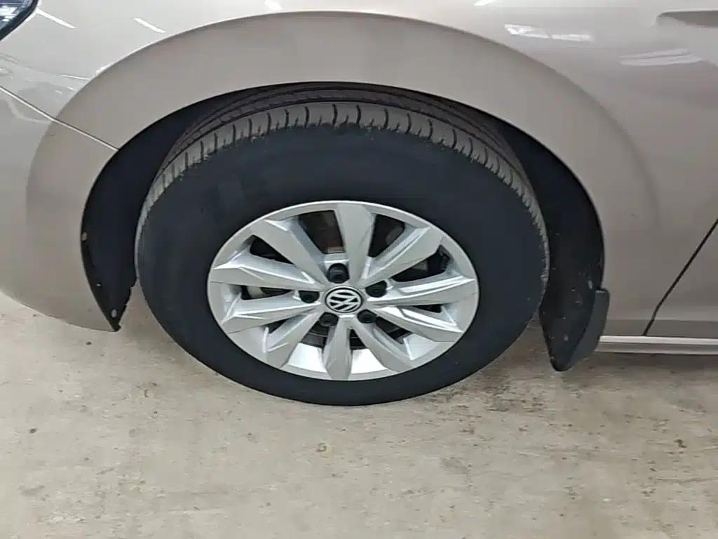 2019 Volkswagen Bora 1.5L Automatic Fashion Edition — миниатюра 23