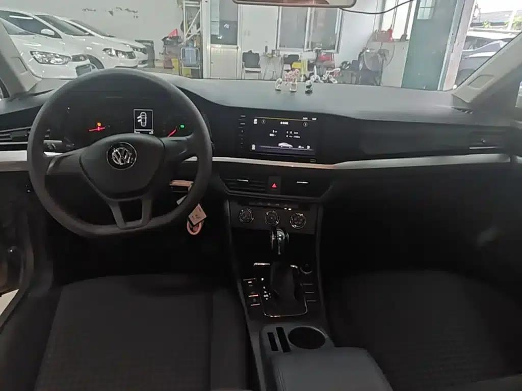 2019 Volkswagen Bora 1.5L Automatic Fashion Edition — миниатюра 10