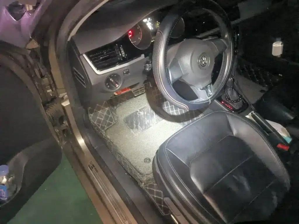 2014 Volkswagen Bora 1.6L Automatic Comfort Model — миниатюра 14