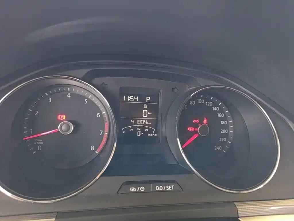 2016 Volkswagen Bora 1.6L Automatic Fashion Edition — миниатюра 12