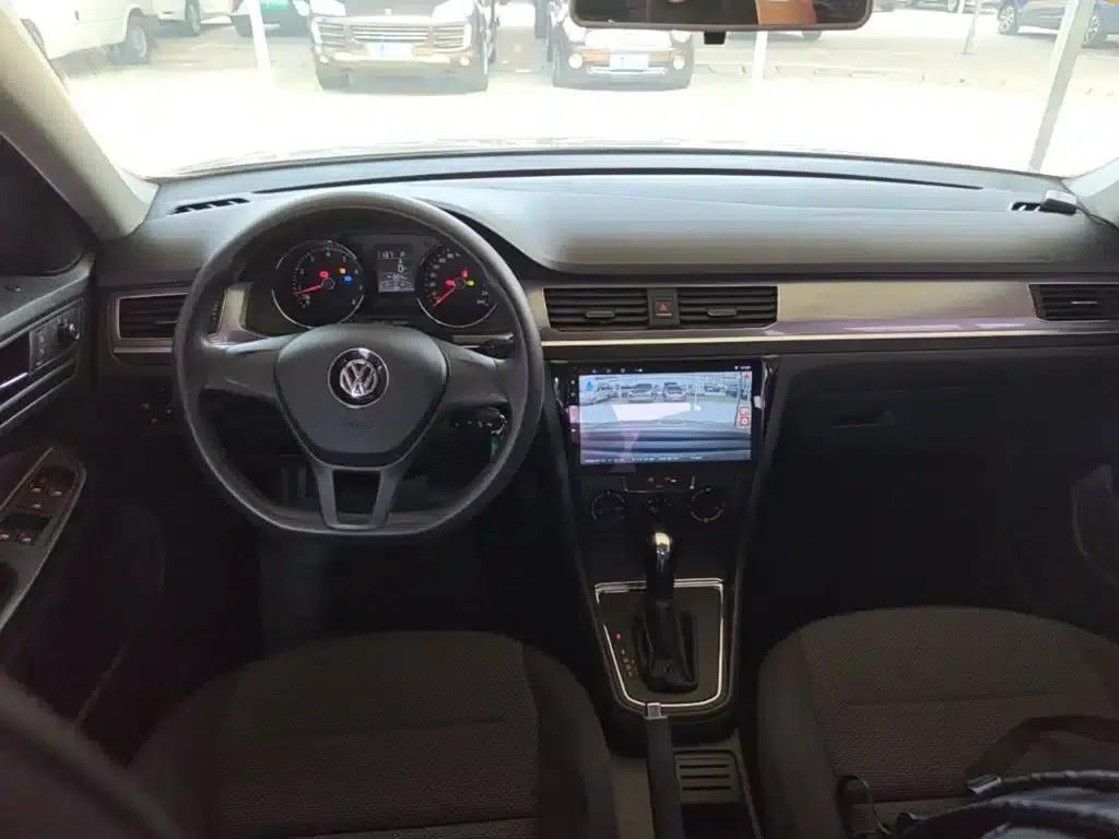 2016 Volkswagen Bora 1.6L Automatic Fashion Edition — миниатюра 10