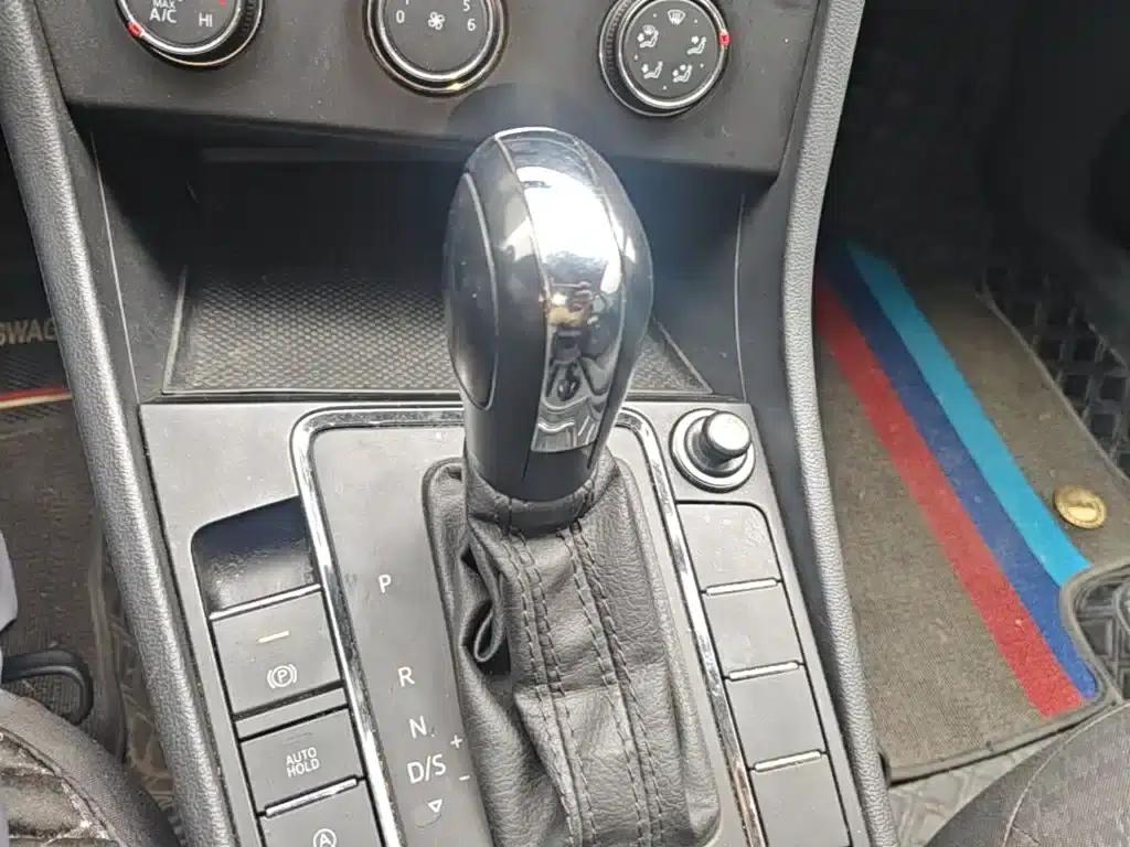 2021 Volkswagen Bora 1.5L Automatic Fashion Smart Edition — миниатюра 14