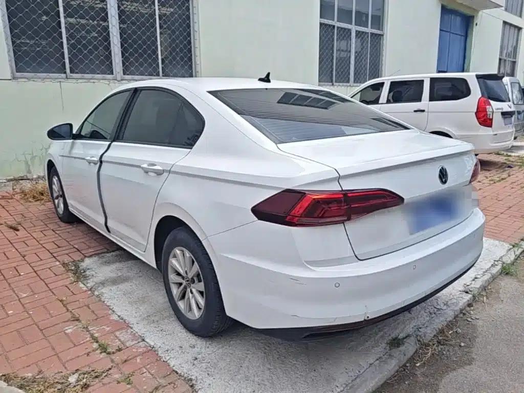 2021 Volkswagen Bora 1.5L Automatic Fashion Smart Edition — миниатюра 5