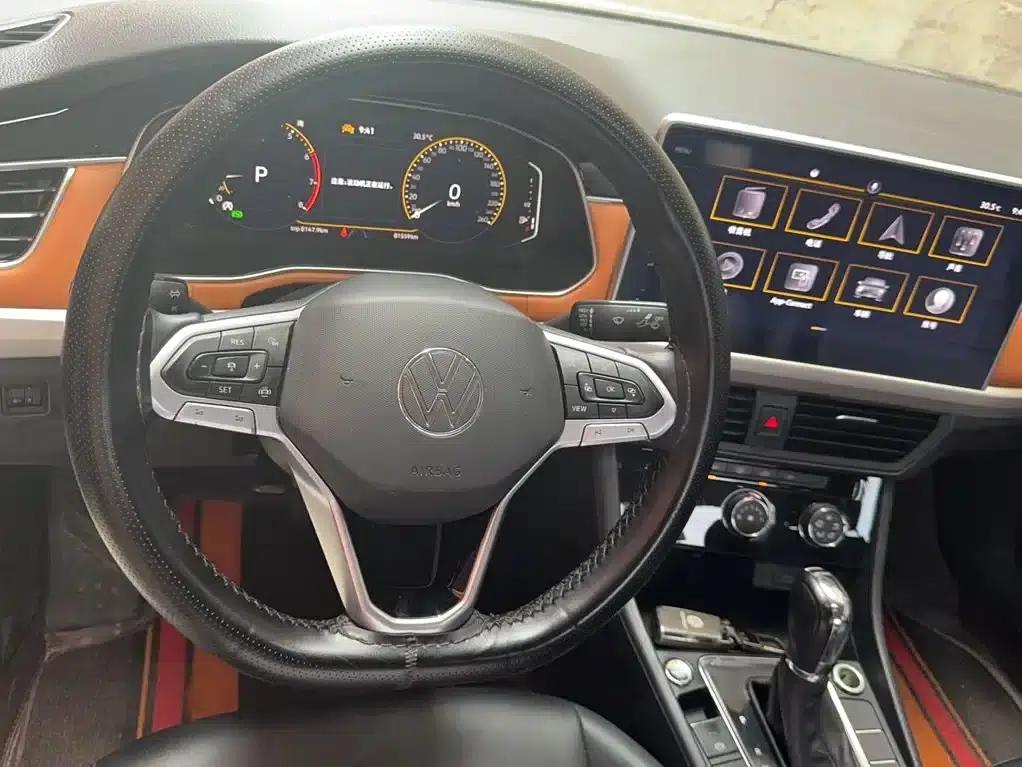 2023 Volkswagen Bora 200TSI DSG Smart PRO Edition — миниатюра 3