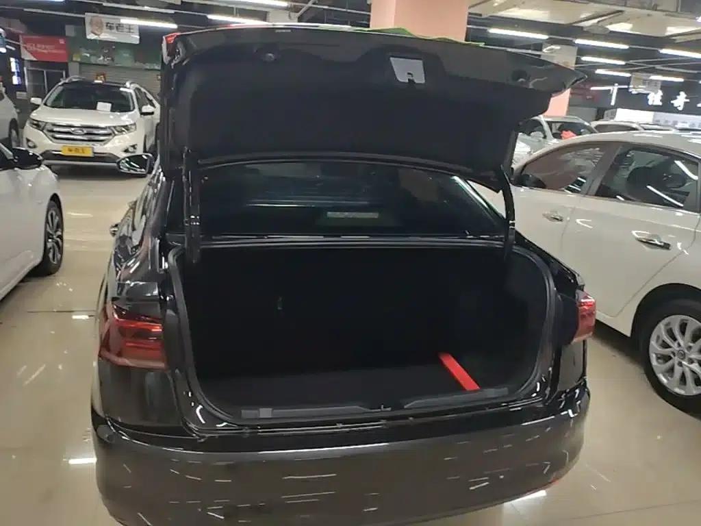 2021 Volkswagen Bora 1.5L Automatic Fashion Smart Edition — миниатюра 19