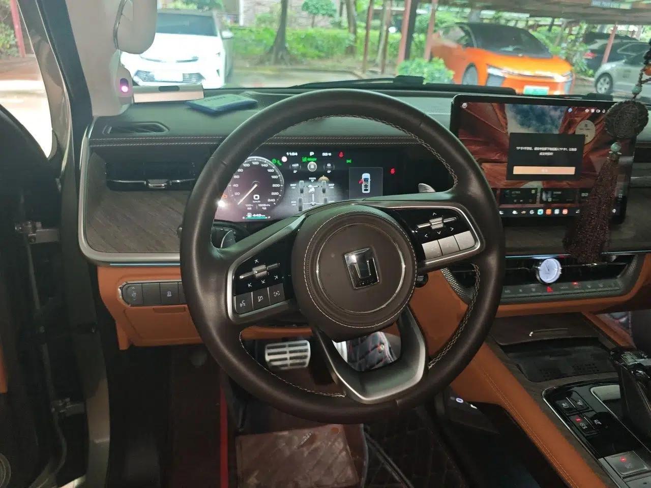 Tank 500 2022 3.0T Sport Edition "Creation" Style 7 Seats — миниатюра 10