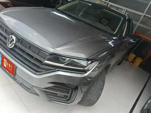 Touareg 2021 2.0TSI R-Line
