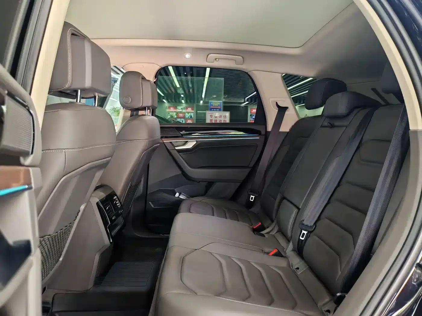 Touareg 2019 2.0TSI R-Line Edition (China VI Emission Standard) — миниатюра 17