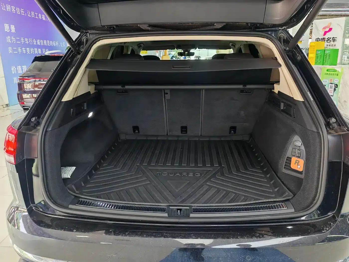 Touareg 2019 2.0TSI R-Line Edition (China VI Emission Standard) — миниатюра 18