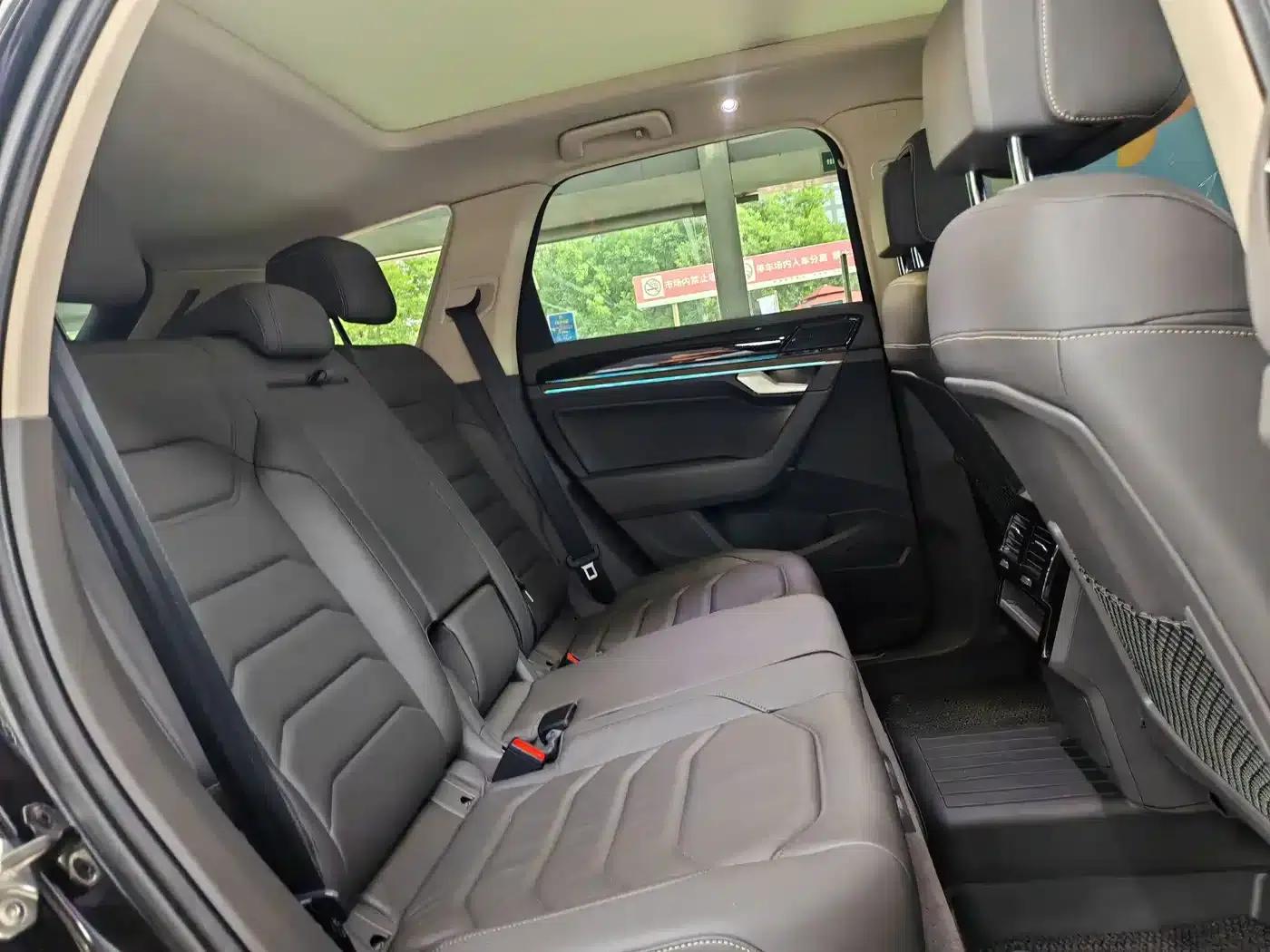 Touareg 2019 2.0TSI R-Line Edition (China VI Emission Standard) — миниатюра 20