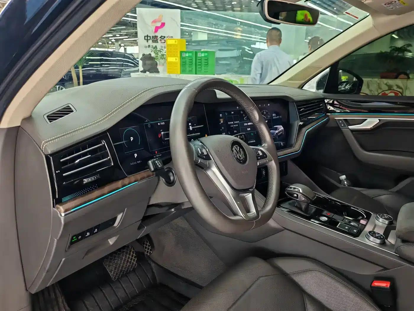 Touareg 2019 2.0TSI R-Line Edition (China VI Emission Standard) — миниатюра 7