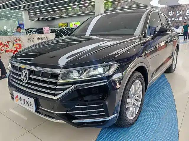 Touareg 2019 2.0TSI R-Line Edition (China VI Emission Standard)