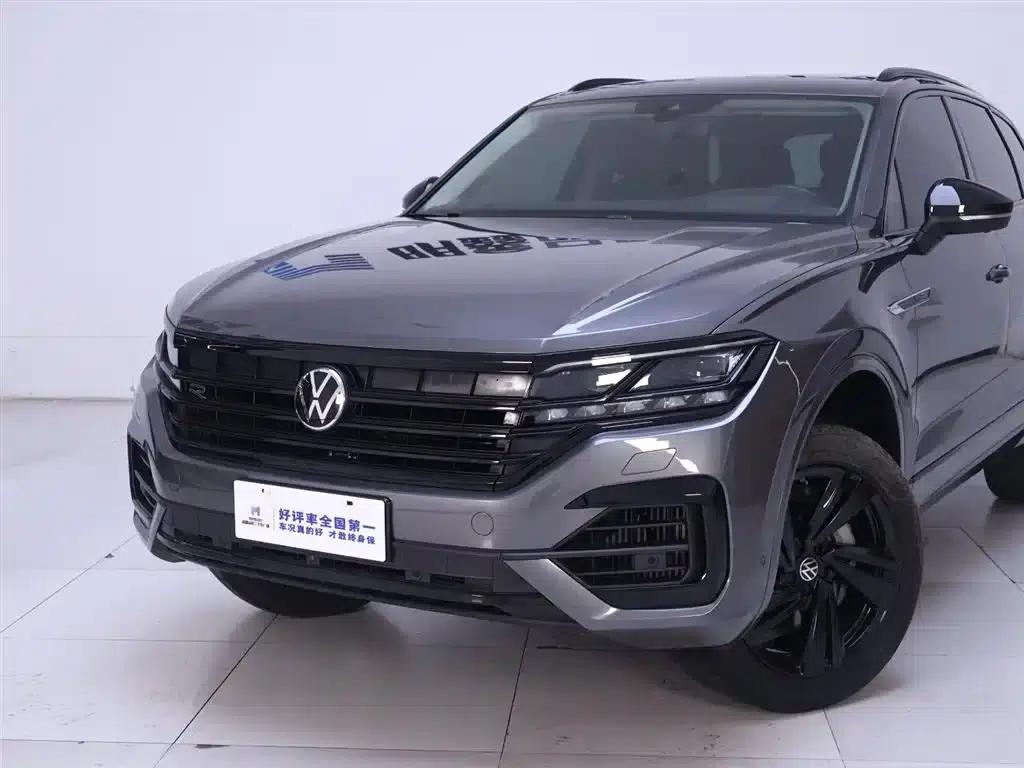 2022 Volkswagen Touareg 3.0TSI R-Line, Obsidian Black Sport Package — миниатюра 3