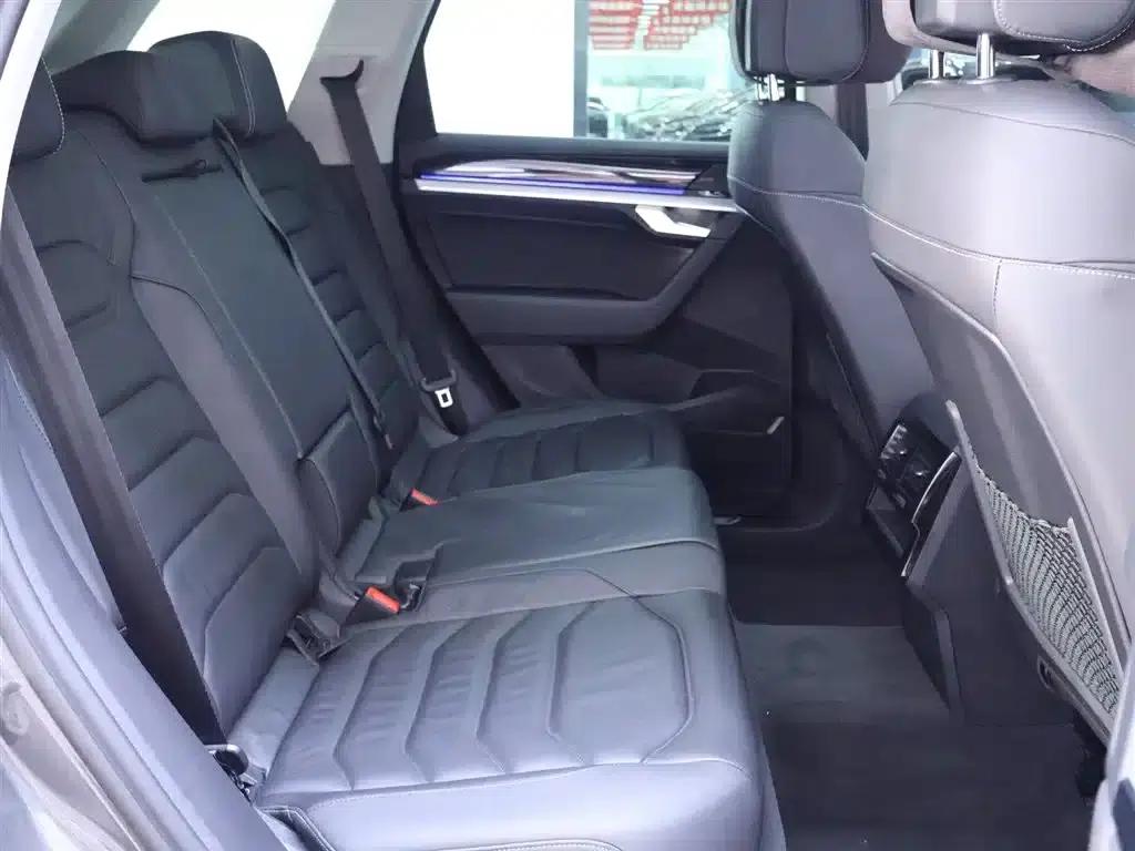 2022 Volkswagen Touareg 3.0TSI R-Line, Obsidian Black Sport Package — миниатюра 21