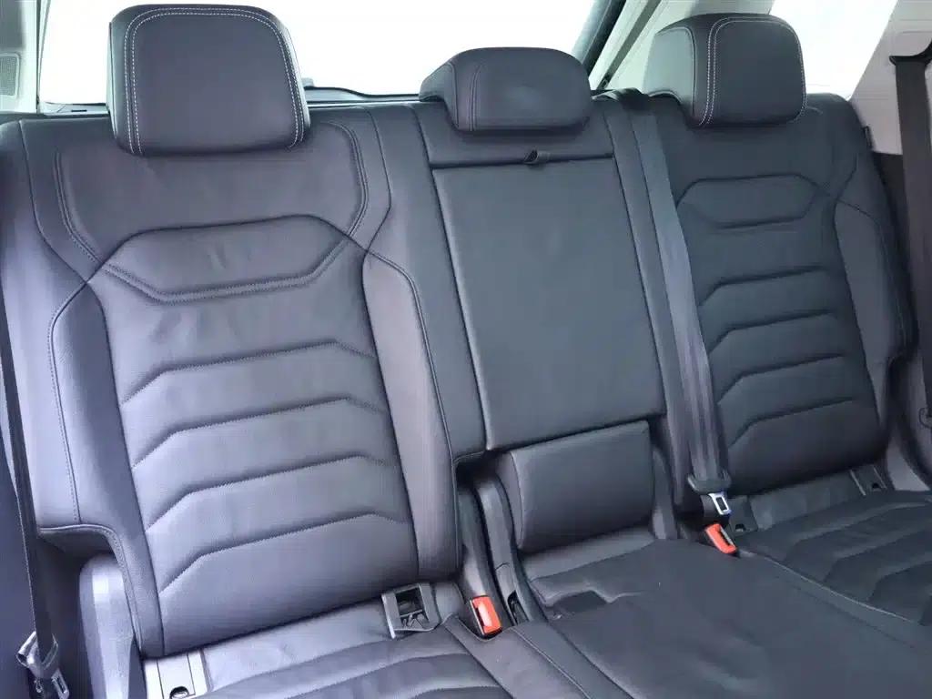 2022 Volkswagen Touareg 3.0TSI R-Line, Obsidian Black Sport Package — миниатюра 22
