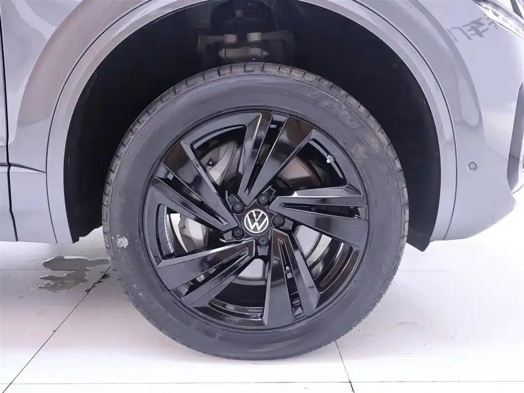 2022 Volkswagen Touareg 3.0TSI R-Line, Obsidian Black Sport Package — миниатюра 6