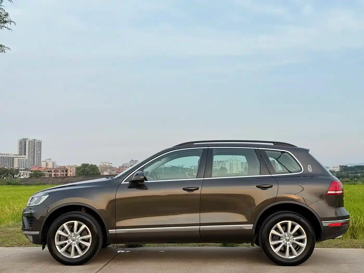 Touareg 2016 3.0TSI Standard Edition — миниатюра 4