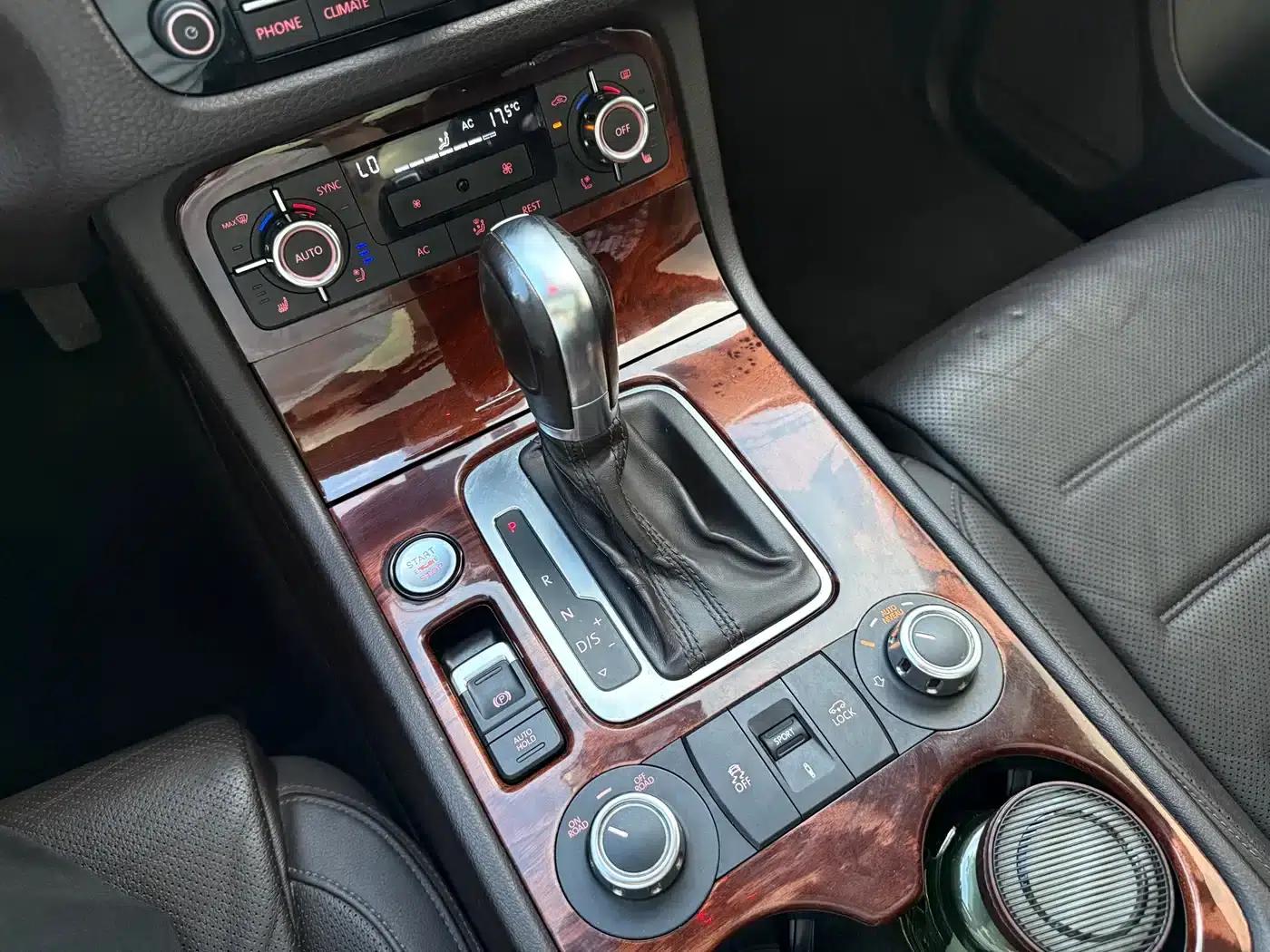 2014 Touareg 3.0TSI Elite Edition — миниатюра 16