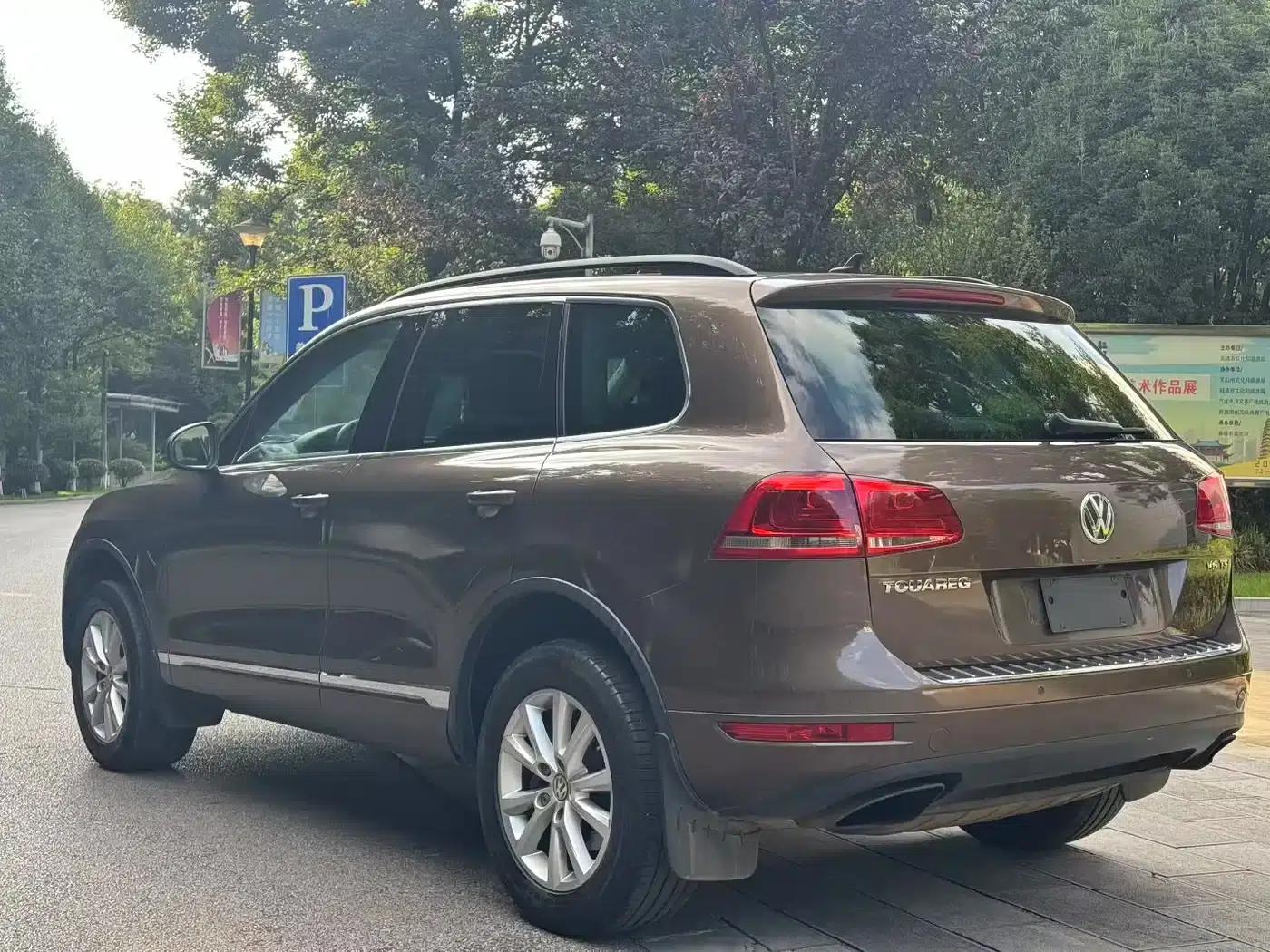 Touareg 2012 R-Line Luxury — миниатюра 4