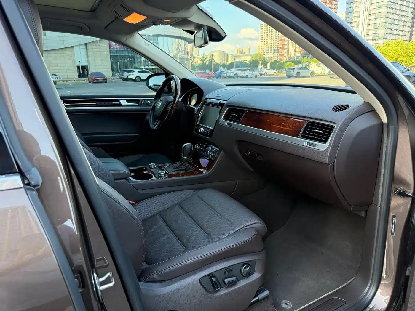 2015 Touareg 3.0TSI Luxury — миниатюра 11