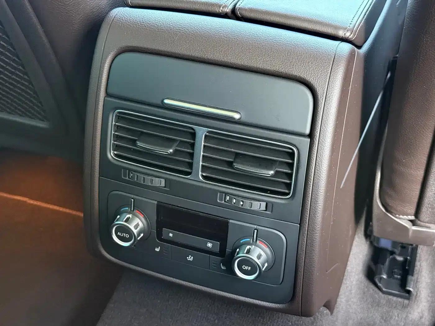 2015 Touareg 3.0TSI Luxury — миниатюра 14