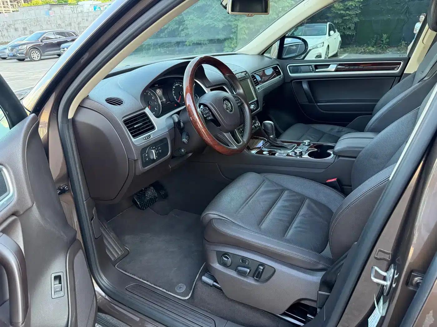 2015 Touareg 3.0TSI Luxury — миниатюра 8