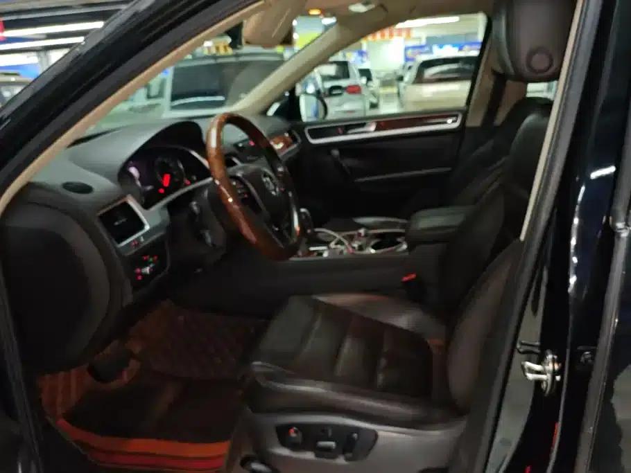 2011 Touareg 3.0TSI Standard Edition — миниатюра 9