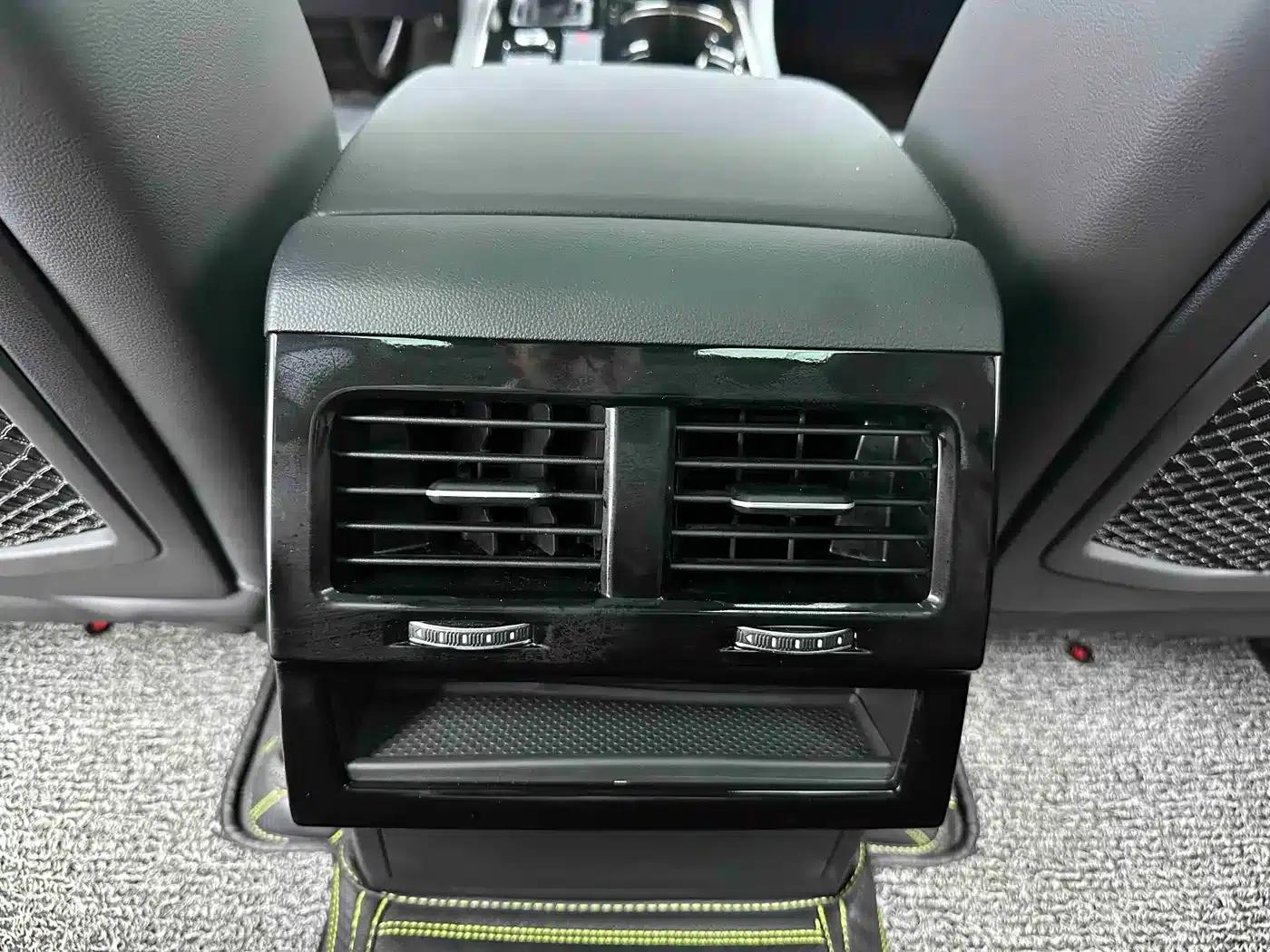Touareg 2019 2.0TSI R-Line Edition (China VI Emission Standard) — миниатюра 9