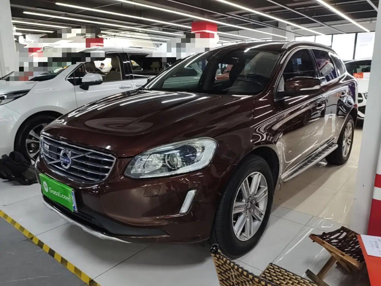 Volvo XC60 2016 T5 AWD Zhiyuan Edition — миниатюра 1