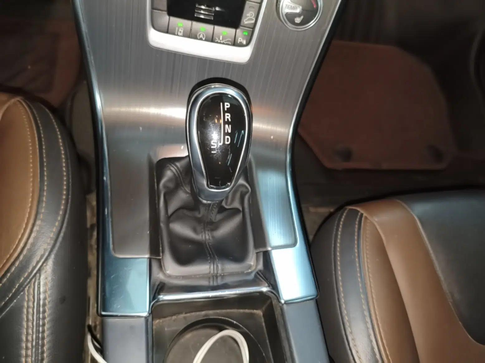 Volvo XC60 2016 T5 AWD Zhiyuan Edition — миниатюра 16