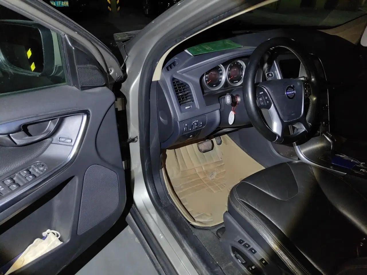 Volvo XC60 2013 T5 Zhiya Edition — миниатюра 16