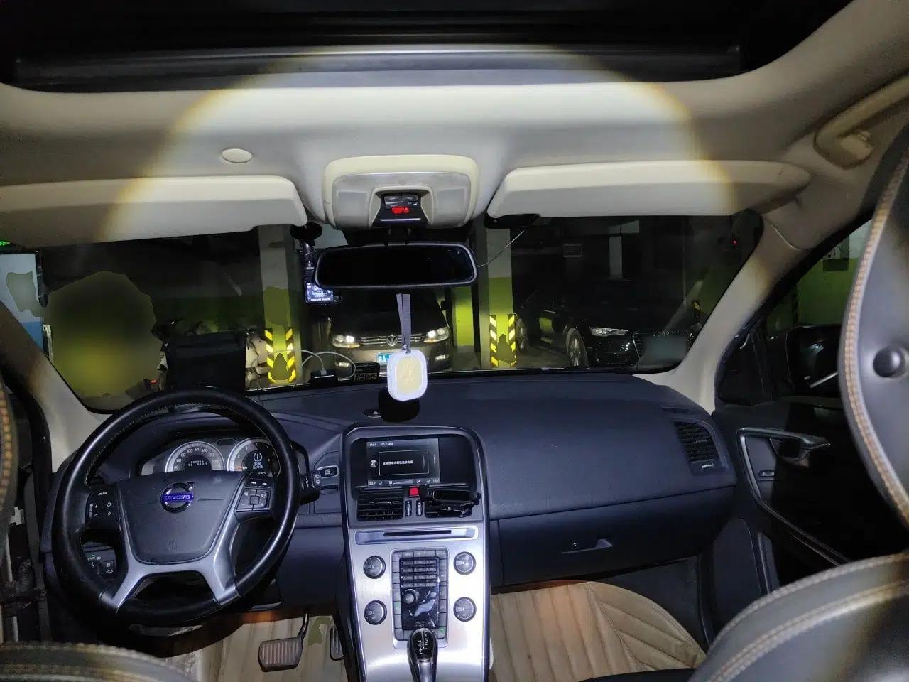 Volvo XC60 2013 T5 Zhiya Edition — миниатюра 9