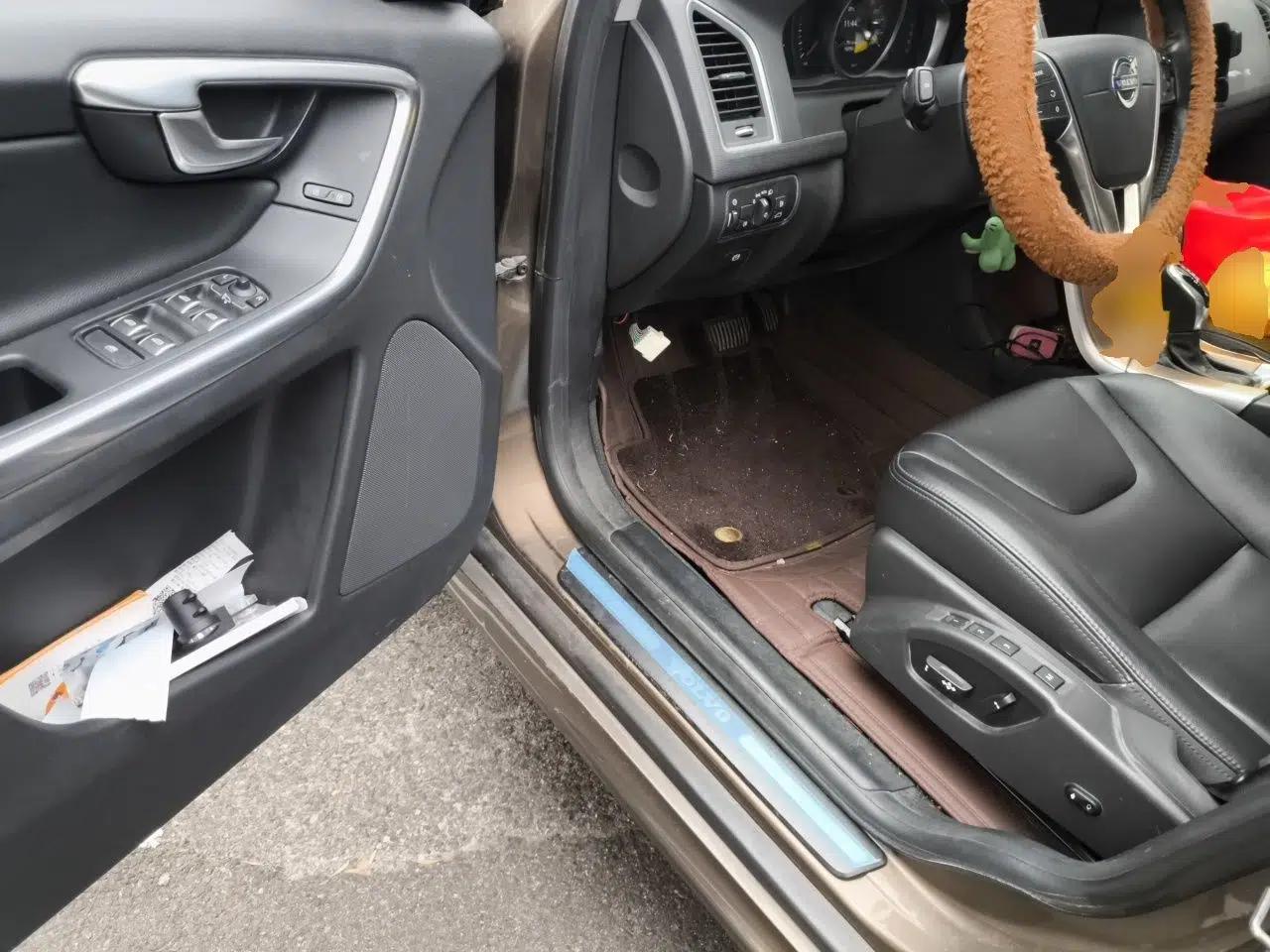 Volvo XC60 2016 T5 Smart Version — миниатюра 16