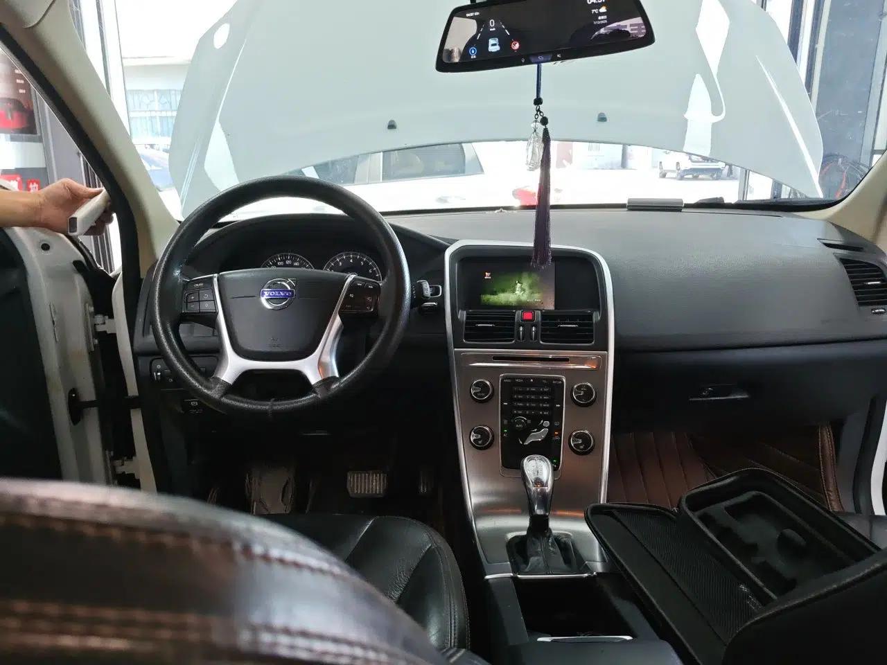 Volvo XC60 2013 T5 Comfort Edition — миниатюра 9