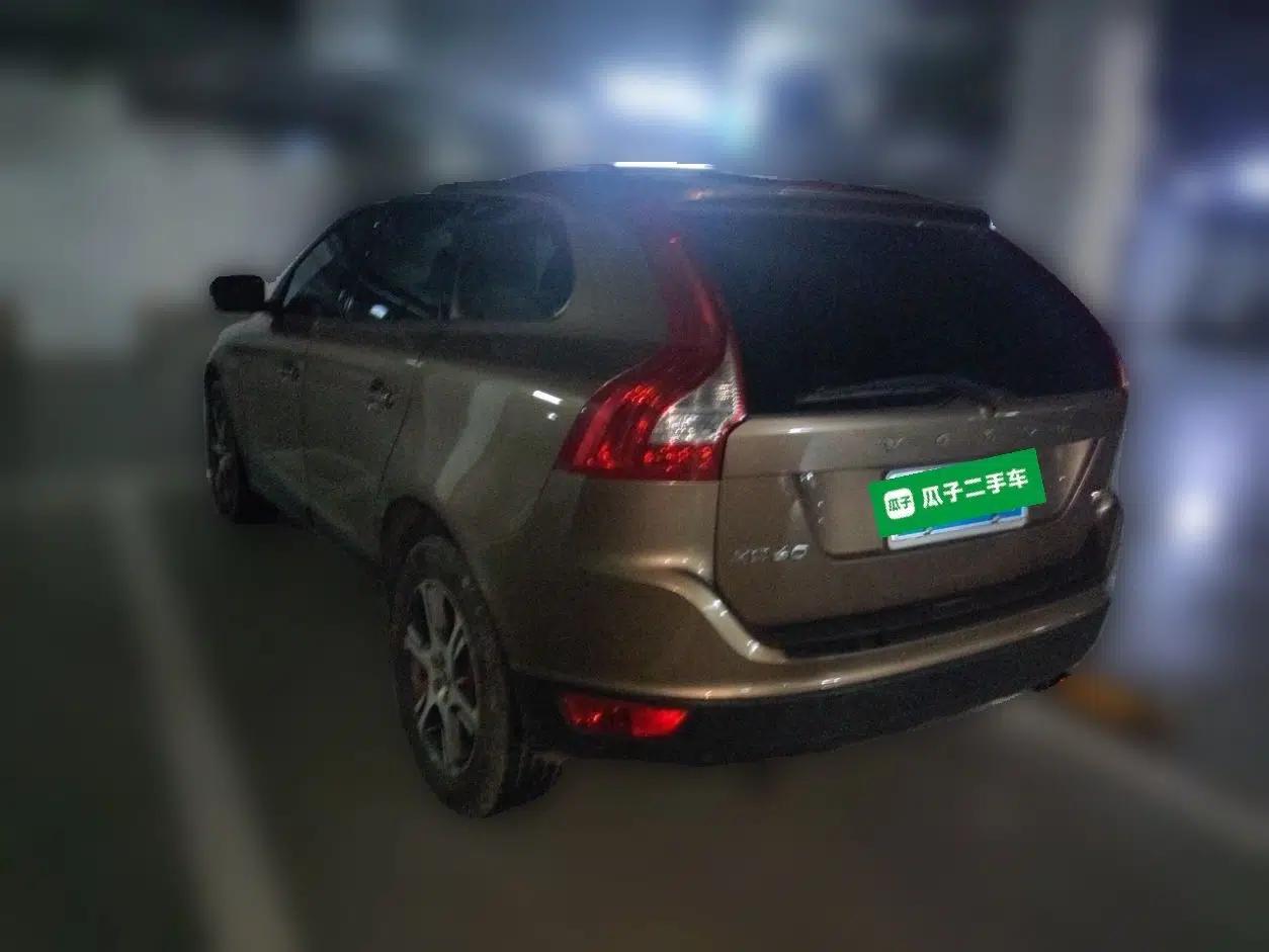Volvo XC60 2013 T5 Comfort Edition — миниатюра 4