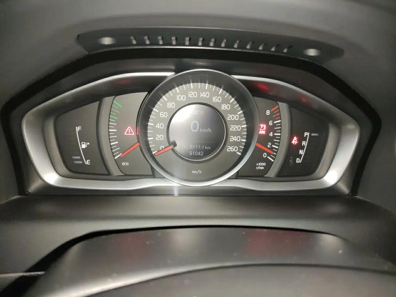 Volvo XC60 2017 T5 AWD Smart Upgrade Model — миниатюра 12