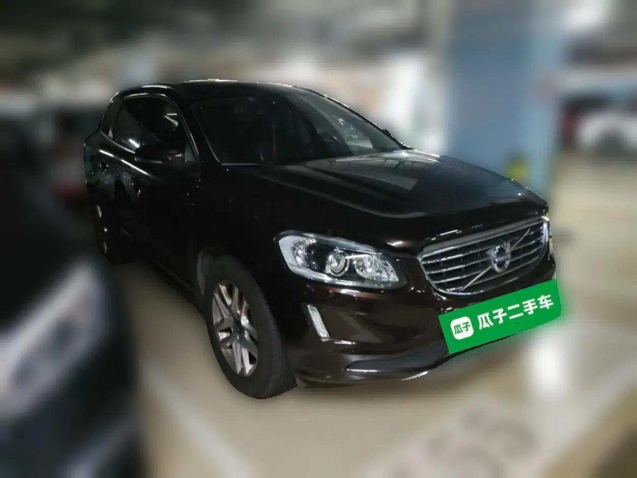 Volvo XC60 2017 T5 AWD Smart Upgrade Model — миниатюра 3