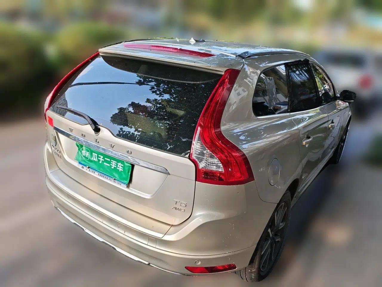 Volvo XC60 2017 T5 AWD Smart Upgrade Edition — миниатюра 6