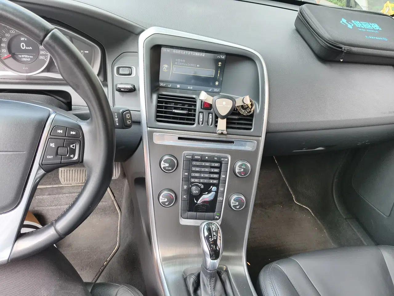 Volvo XC60 2013 T5 Zhiya Edition — миниатюра 13