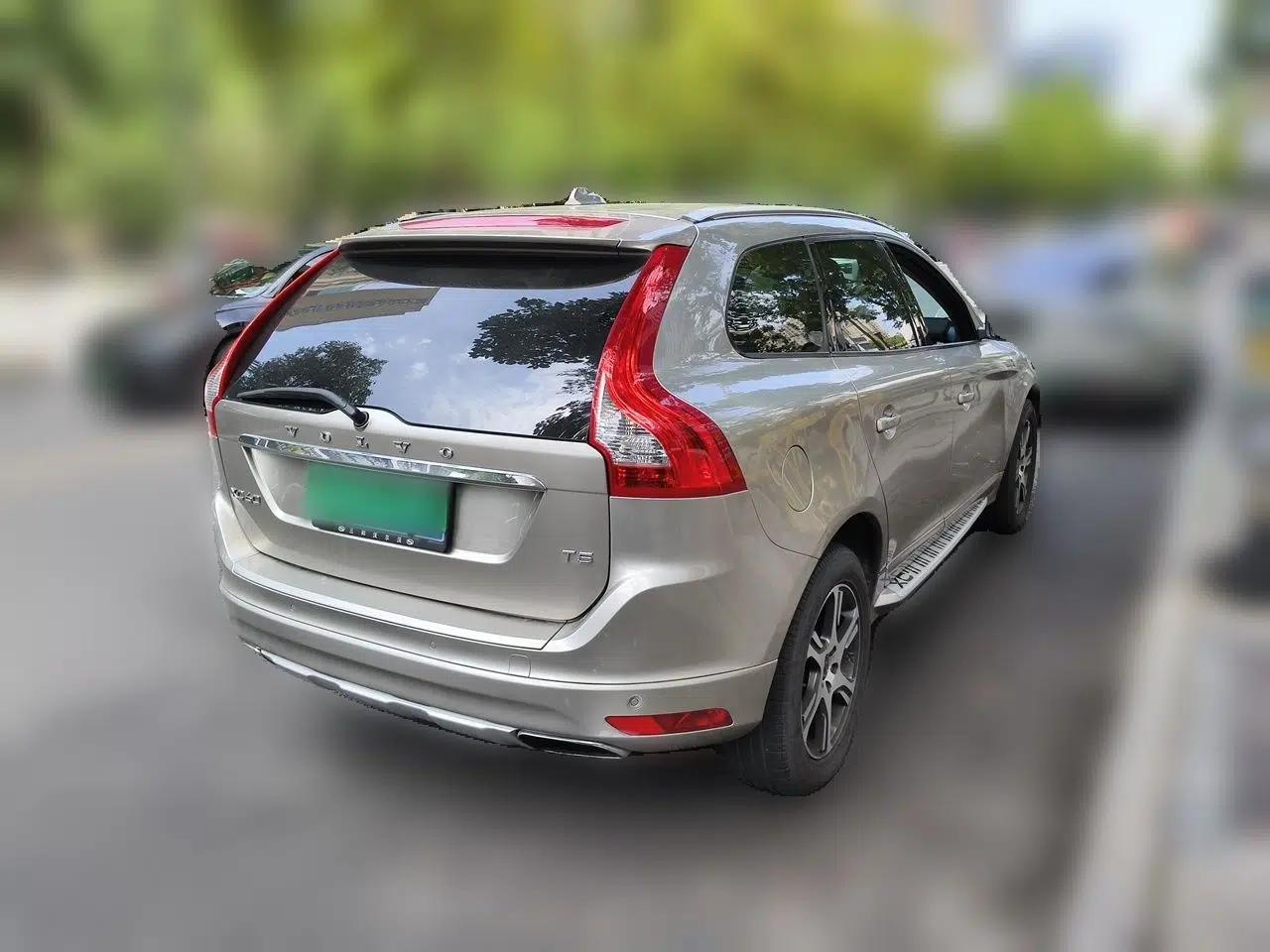 Volvo XC60 2013 T5 Zhiya Edition — миниатюра 6