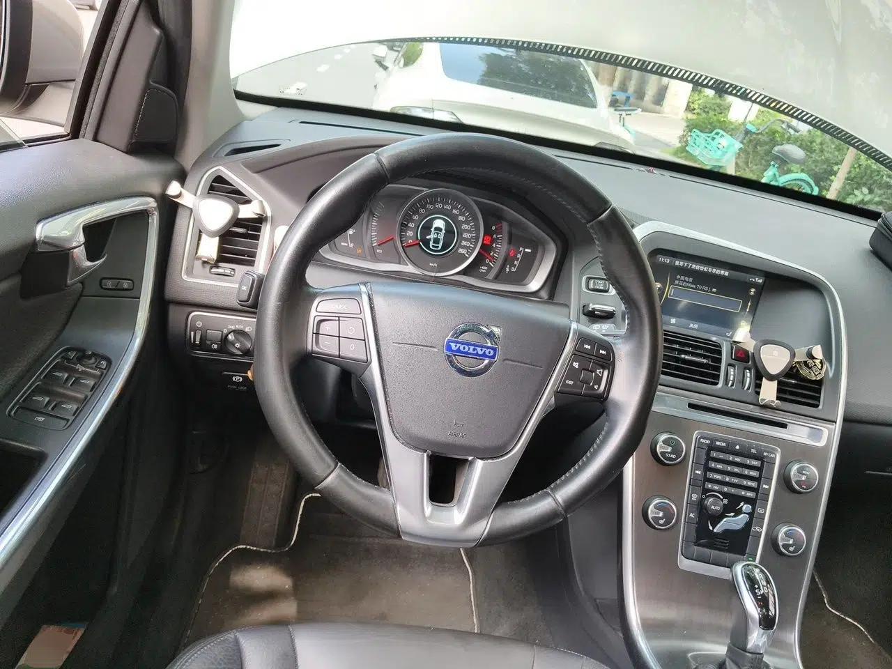 Volvo XC60 2013 T5 Zhiya Edition — миниатюра 10