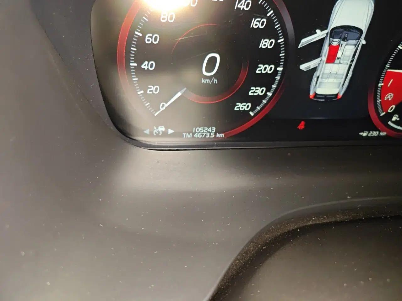 Volvo XC60 2019 T5 4x4 Smart Edition China V Standard — миниатюра 12