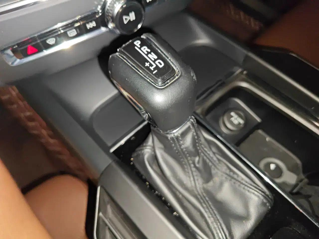 Volvo XC60 2019 T5 4x4 Smart Edition China V Standard — миниатюра 14
