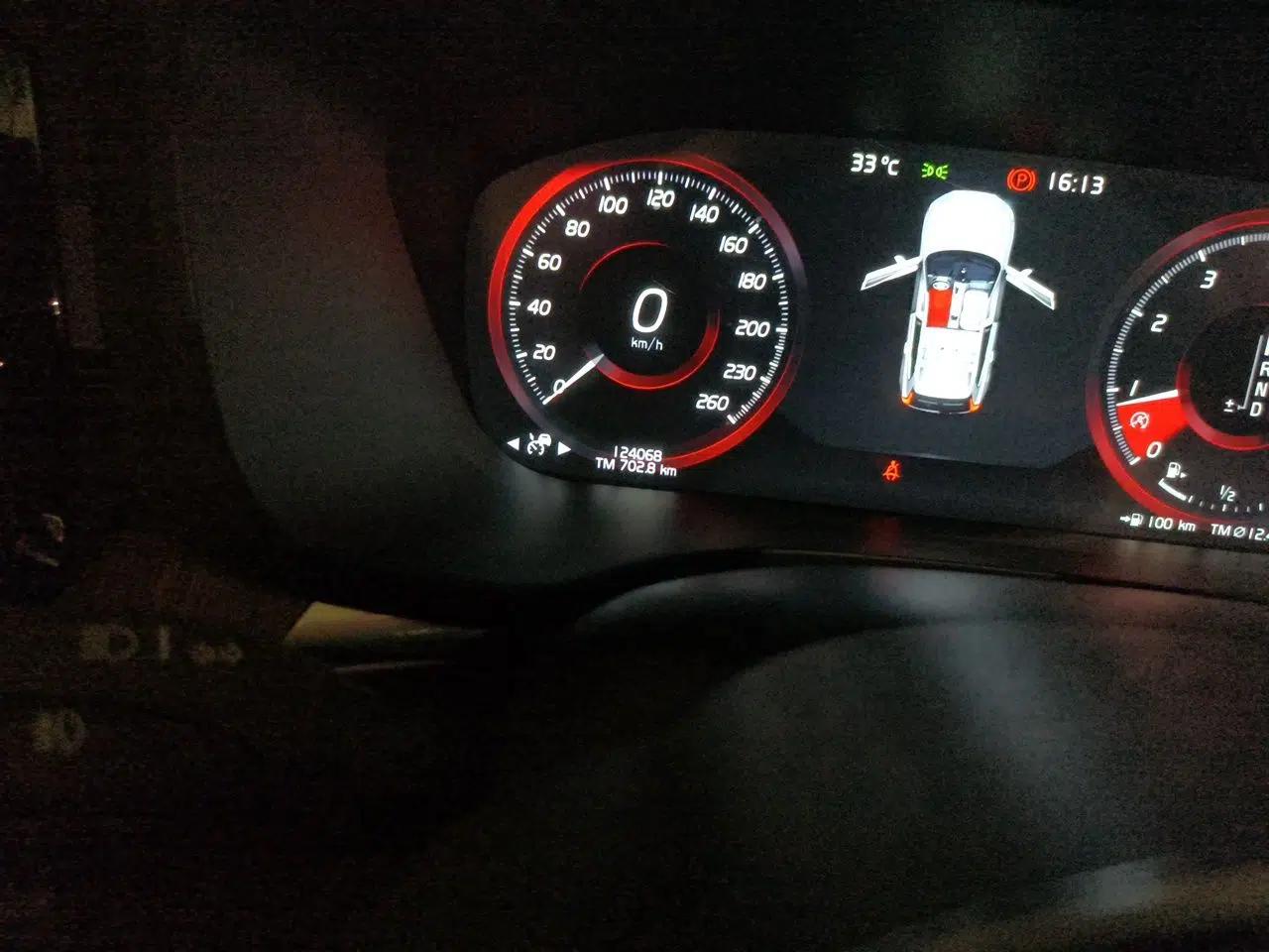 Volvo XC60 2021 T5 4x4 Smart Luxury Edition — миниатюра 12