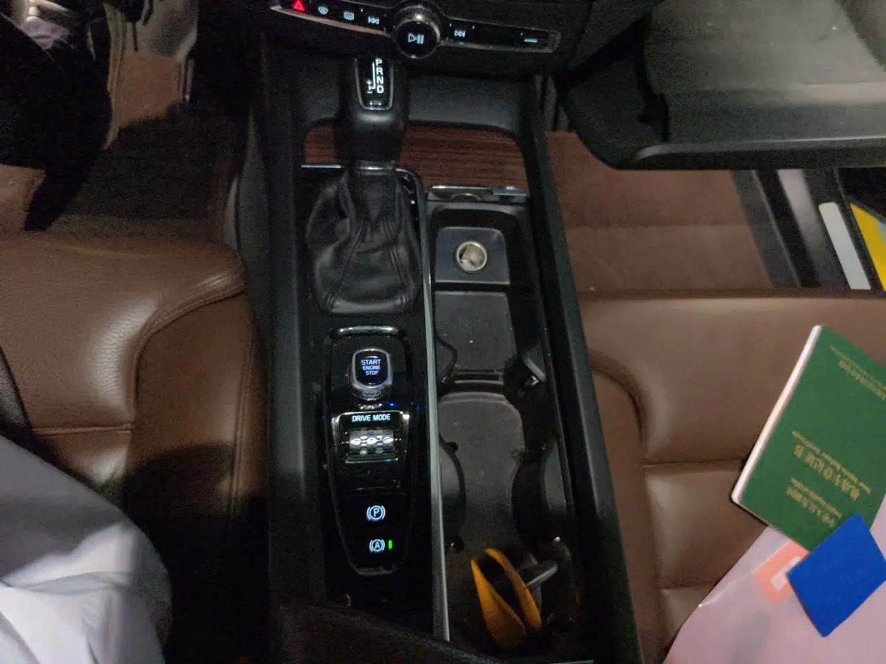 Volvo XC60 2021 T5 4x4 Smart Luxury Edition — миниатюра 14