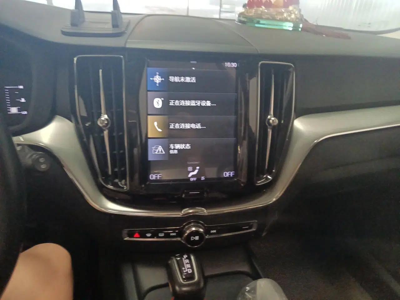 Volvo XC60 2019 T5 4x4 Smart Edition China VI Standard — миниатюра 13