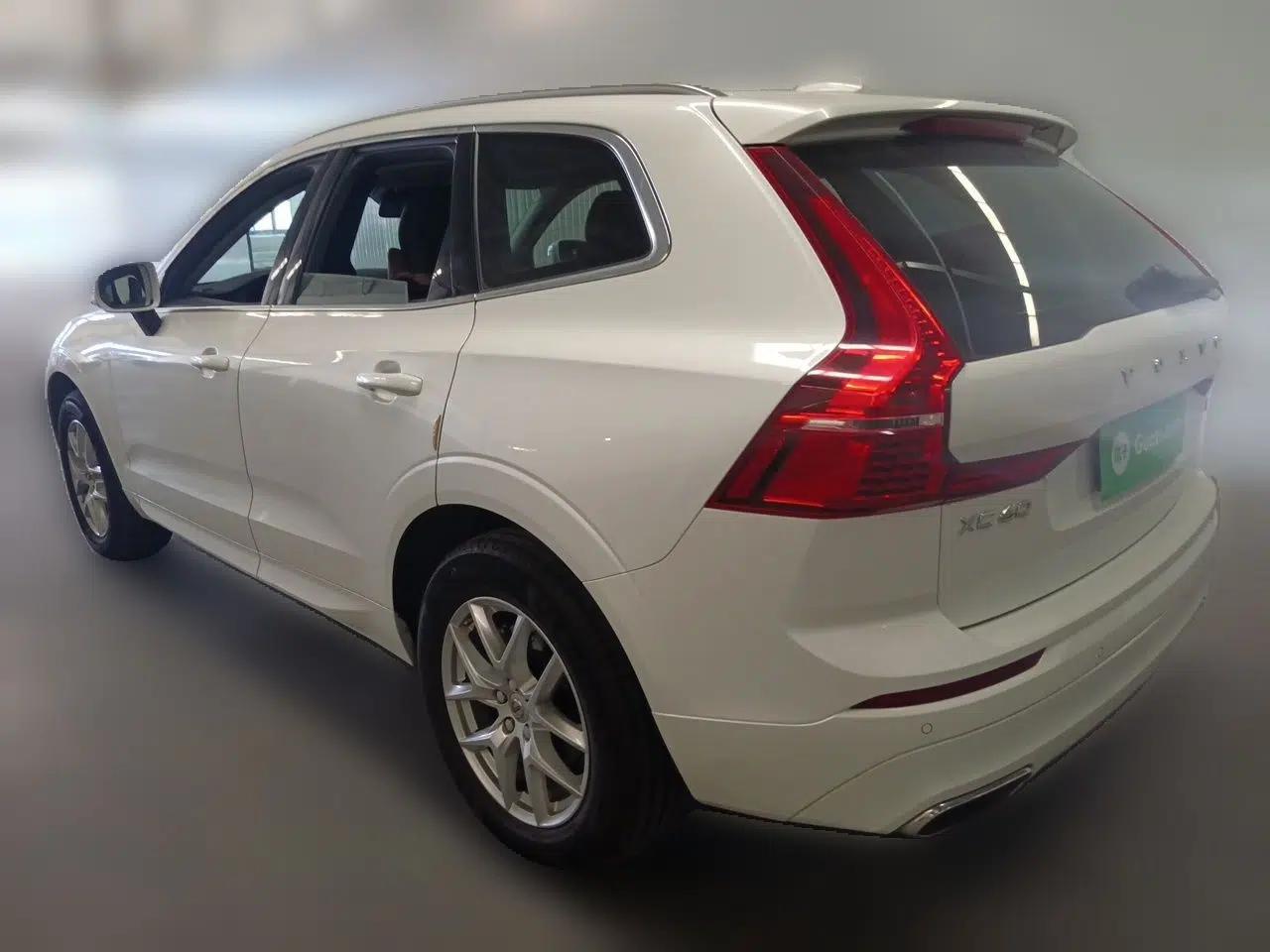 Volvo XC60 2019 T5 4x4 Smart Edition China VI Standard — миниатюра 4